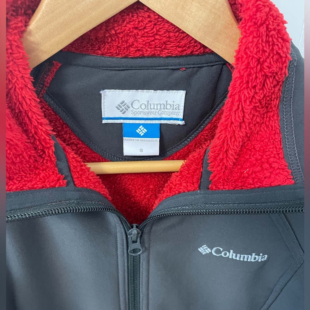 Columbia Jacket - Picture 2 of 4